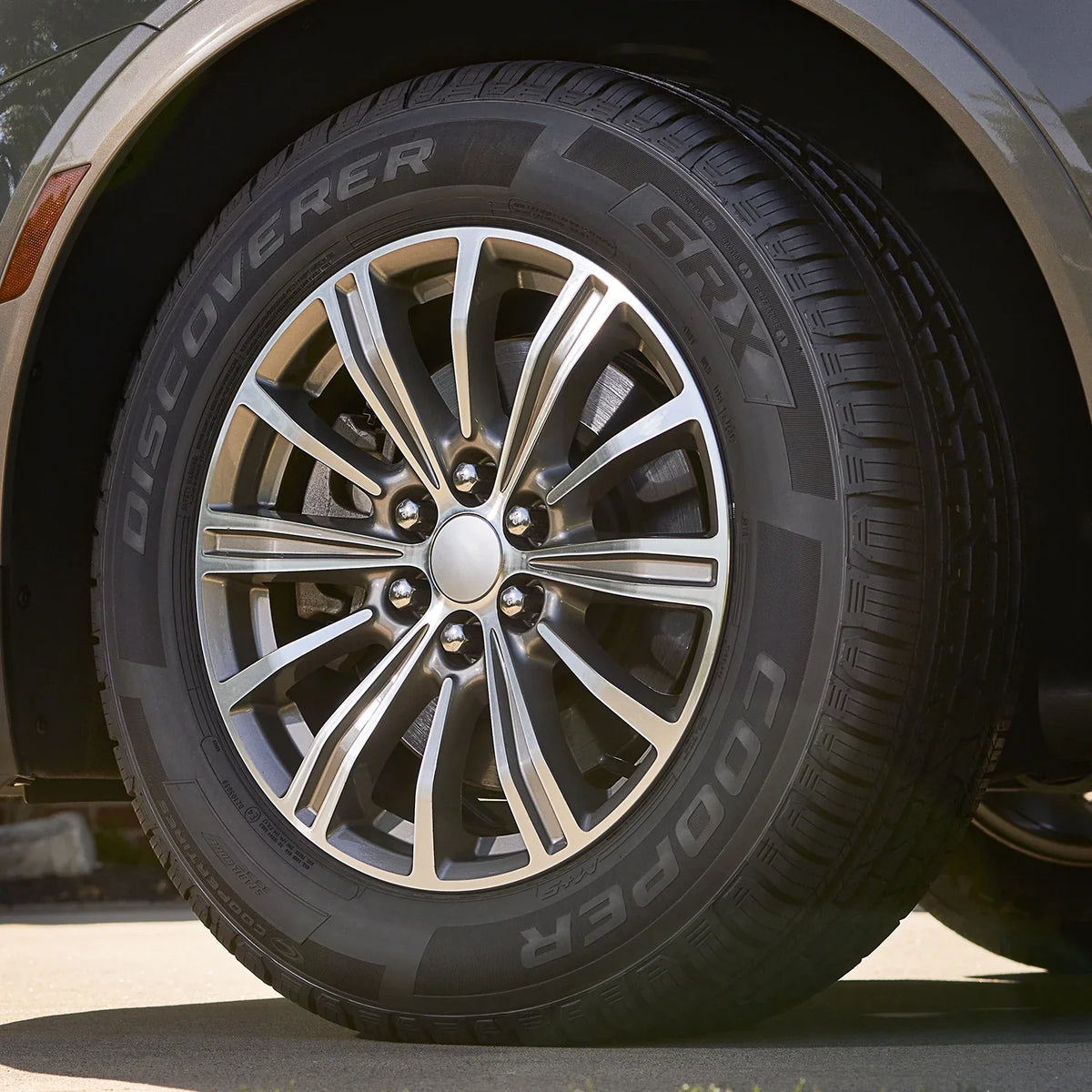 Cooper Discoverer SRX All Season Tires 255/60R19 109H &ndash; Pair for Truck/SUV
