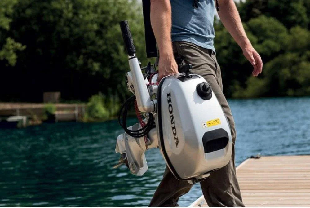 5 HP outboard motor with tiller, 20-inch shaft