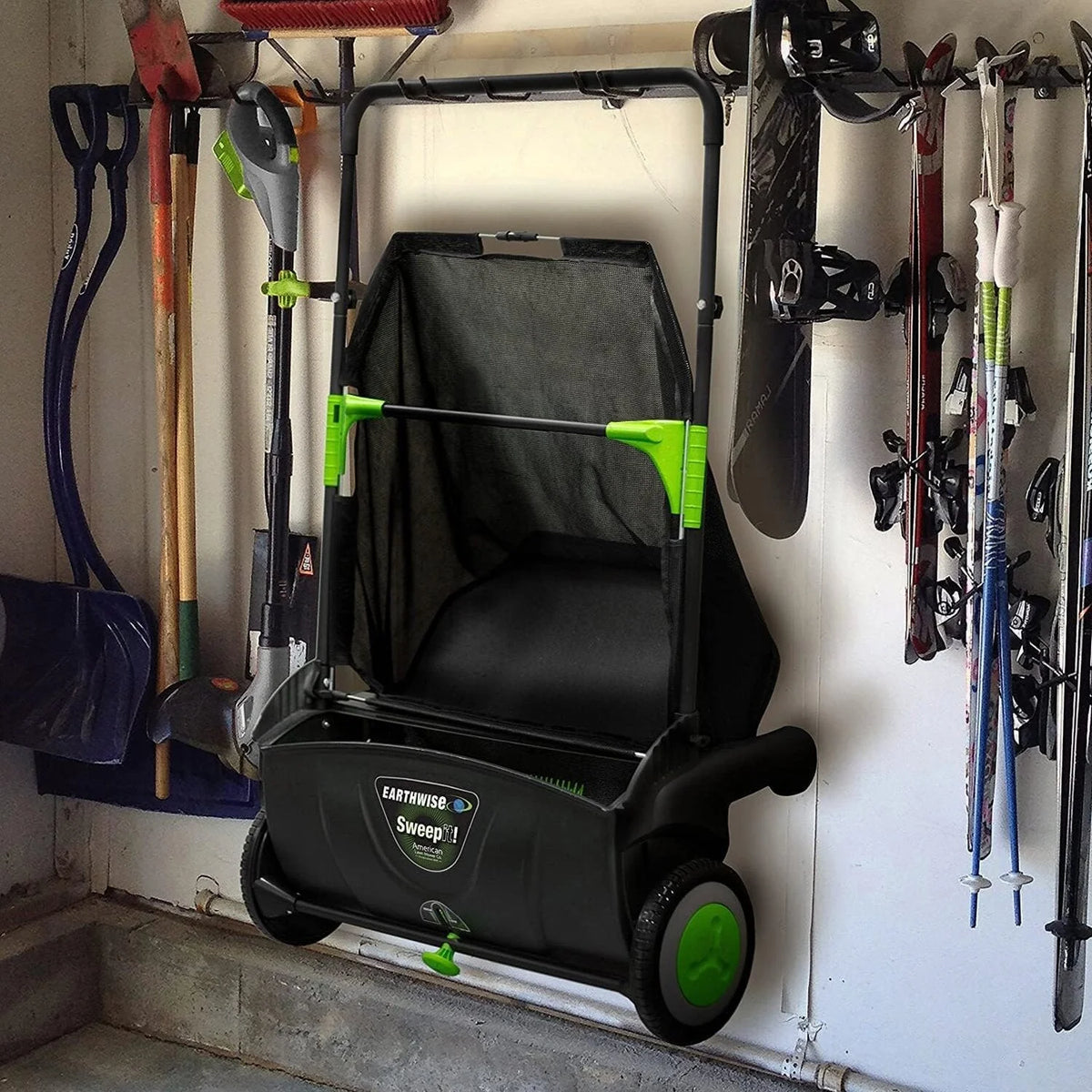 21-Inch Width Leaf &amp; Grass Push Lawn Sweeper, Black