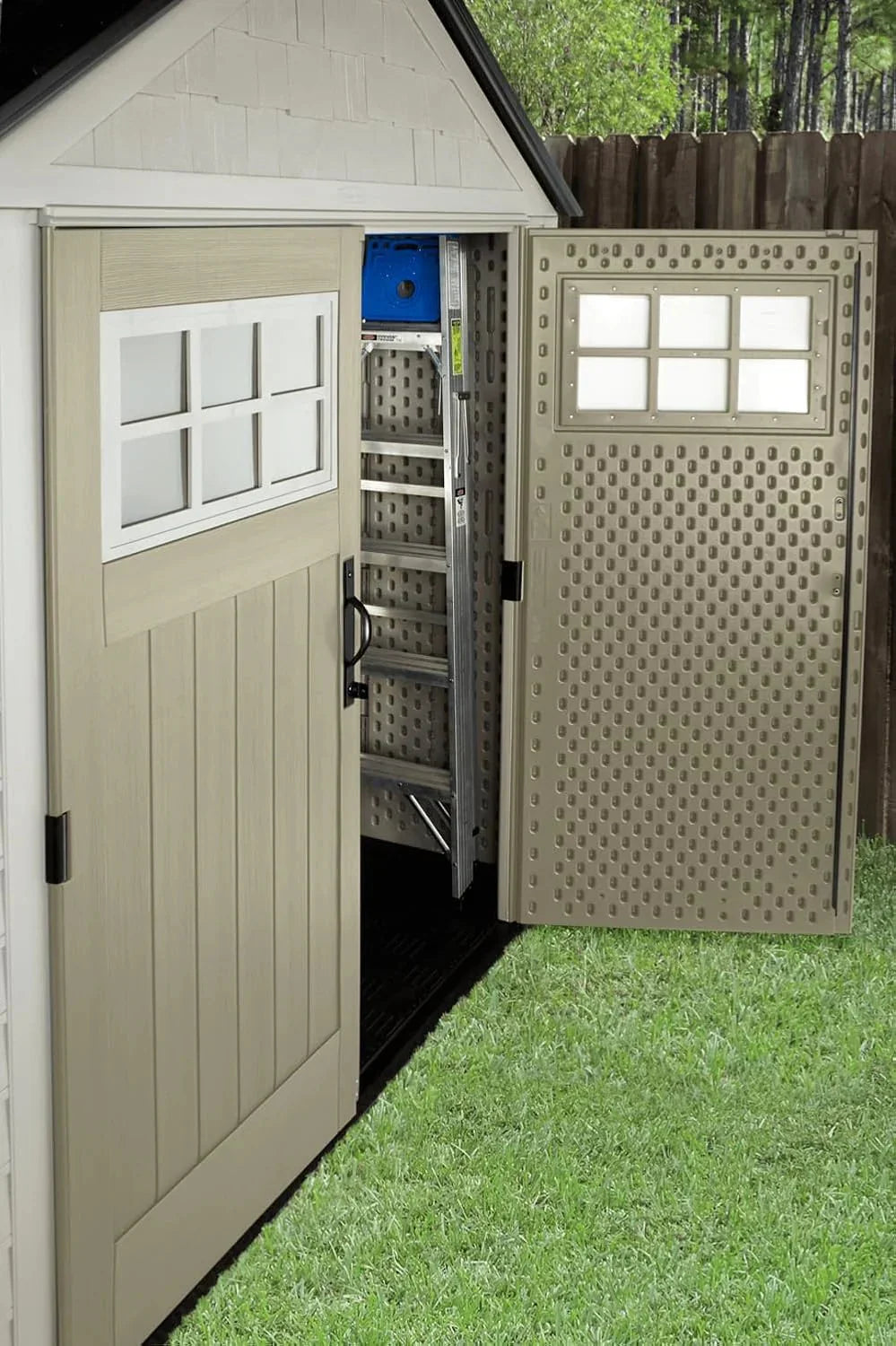 Rubbermaid resin garden shed with floor (2.13 x 2.13 m), weatherproof, grey, for storing garden tools, lawnmowers, bicycles and pool accessories